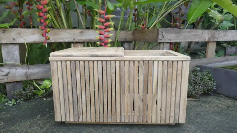Product image 4 of the product “Rectangular Planter with Lid, 37 cm Height | Teak Wood, Natural Finish ”